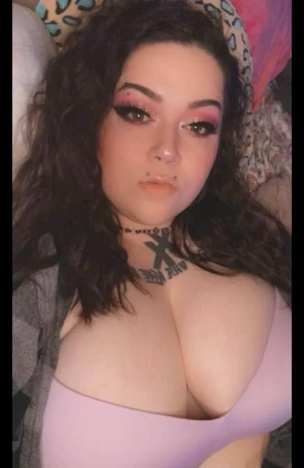 Hold these while the dumbass gets more for me 😉, make it famous and maybe I’ll share image 32