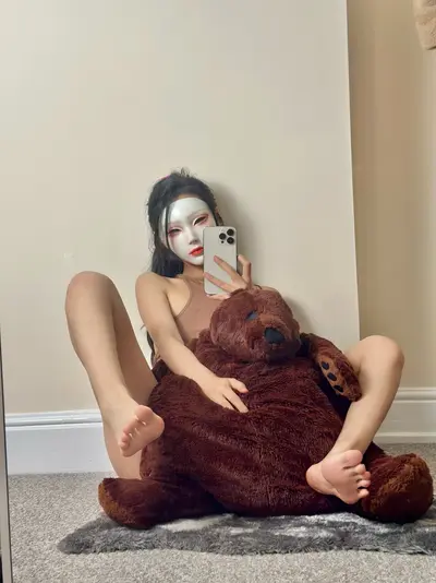 Will you slap my ass 3 or 4 times a day? 😈 cover image