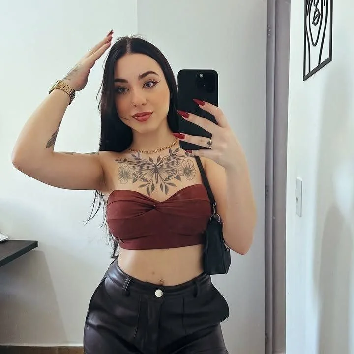 Ellen Magnus image 4