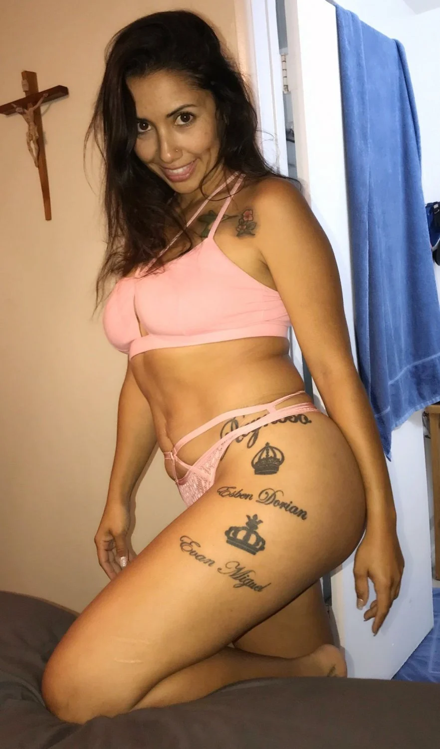 Milf sexy chic #plataformas#Big ass #putarica image 18
