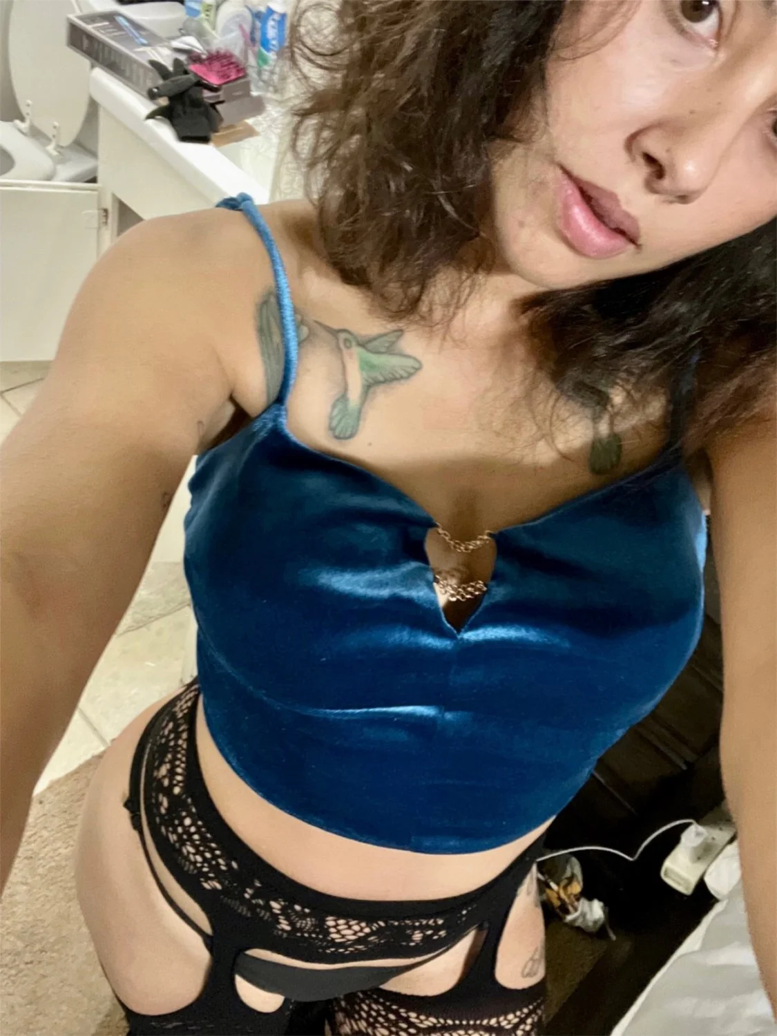 Milf sexy chic #plataformas#Big ass #putarica image 4