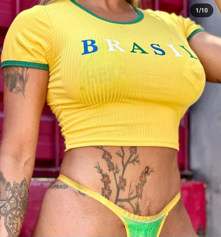 Aninha cremosa, putinha do corno do pobre louco, delicia pra gozar dentro, virar depósito de porra.. image 18