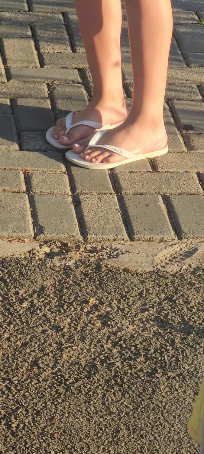 Candid Feet CWB Pt.4 image 13