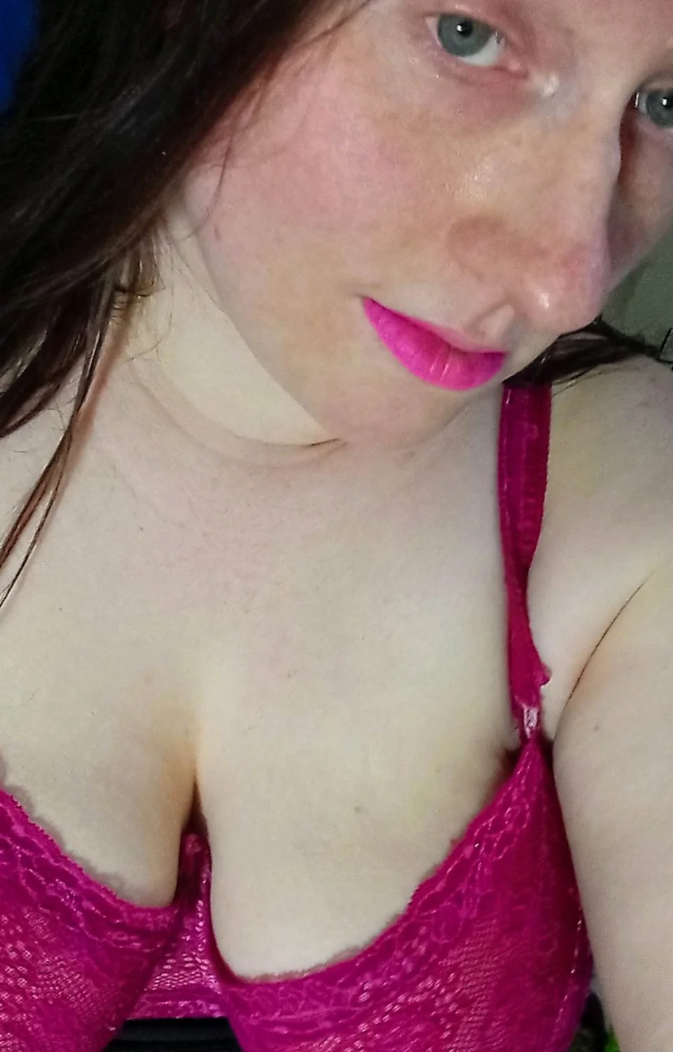 Trina My Chubby Pale MILF Goth Mommie. image 16