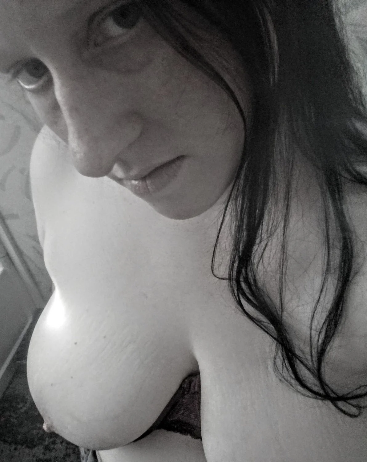 Trina My Chubby Pale MILF Goth Mommie. image 22
