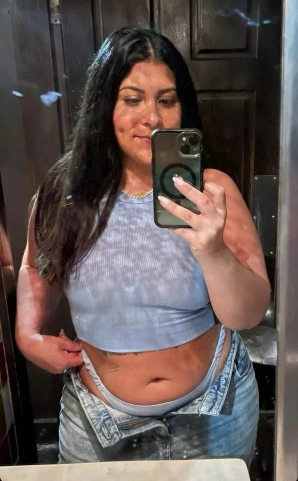 Super thicc Latina cumdump has a huge ass image 2