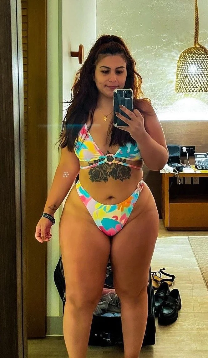 Super thicc Latina cumdump has a huge ass image 9