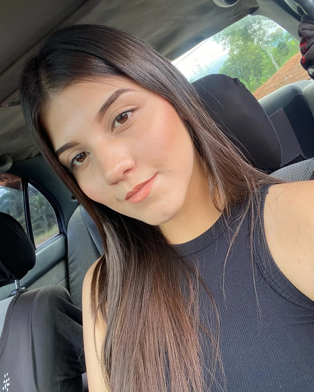 Sexy nerdy latina teen Paola image 18