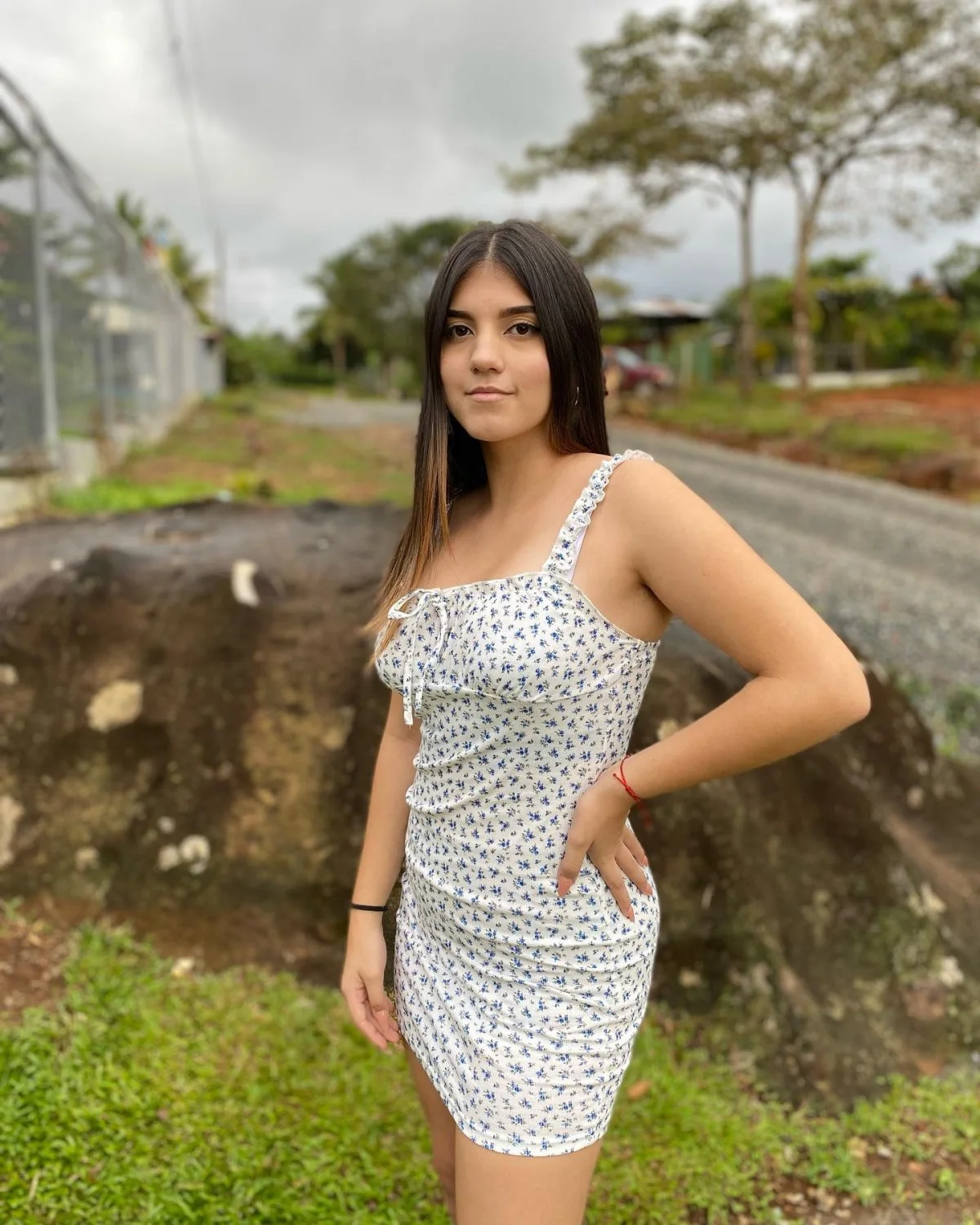 Sexy nerdy latina teen Paola image 8