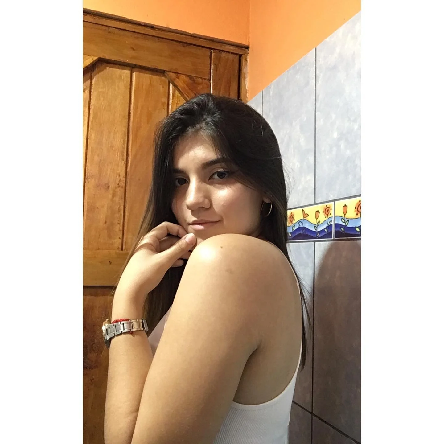 Sexy nerdy latina teen Paola image 9