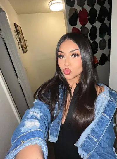Pretty Face Latina pt.2 cover image