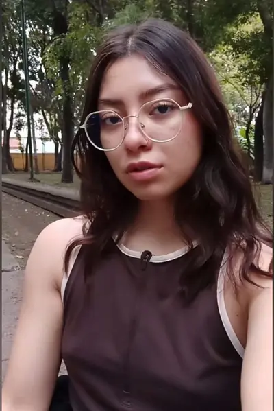 Novinha estudante de medicina vazou! puta mandou nudes e caiu na net vazada pelo ex ficante... cover image