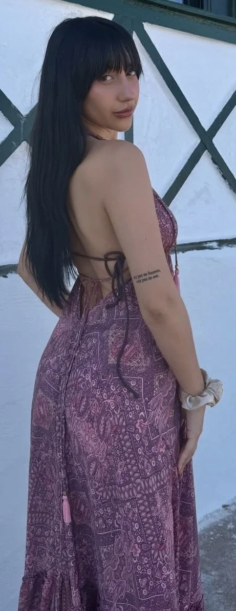 Anna delgado, una puta baratísima que se cree influencer y es una comepollas más image 5