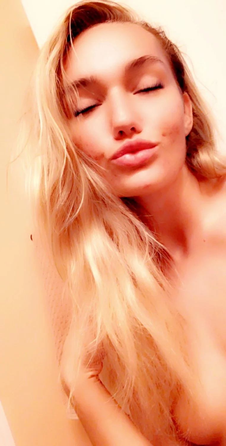 Webslut-Bimbo Doll-Tate Dixon-Lost image 2
