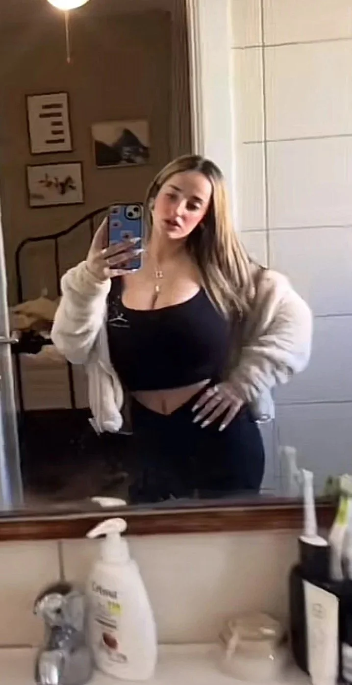 Big tit Dutch Uni Student image 5