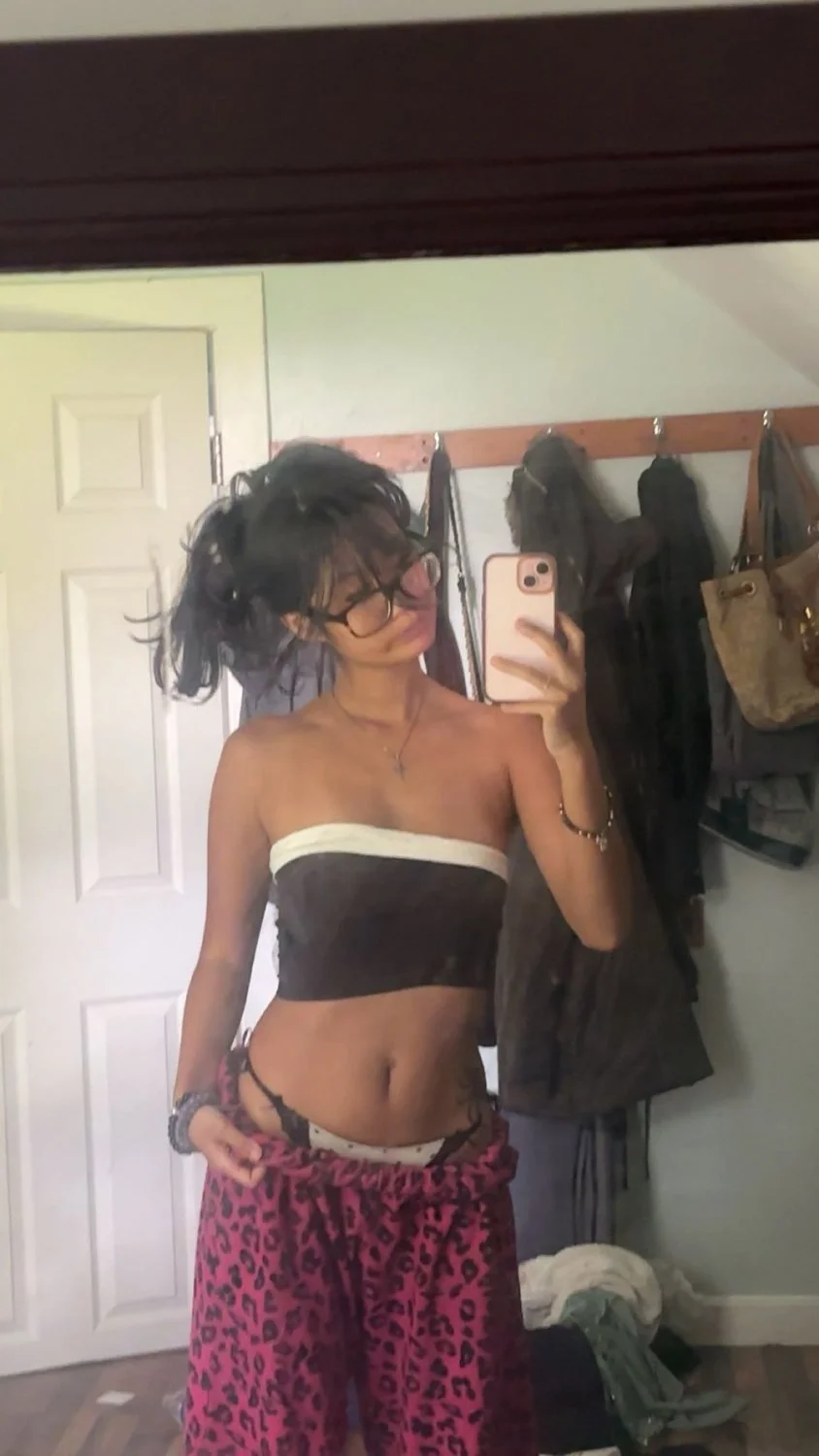 🌏🖼️ 1 image 18