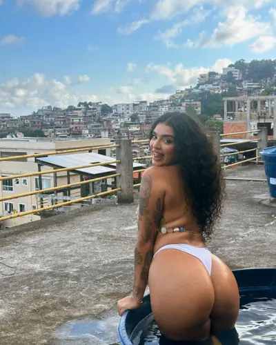 Só o RJ Produz Uma Gostosa Dessa cover image