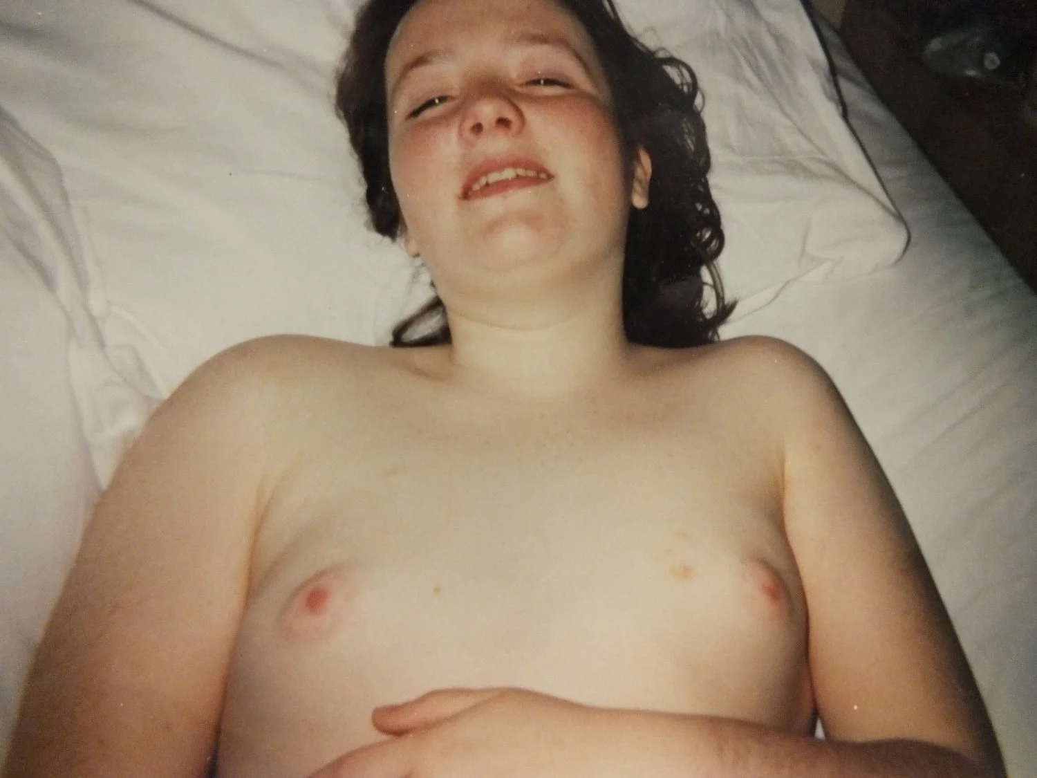 ann at 18 yo image 8