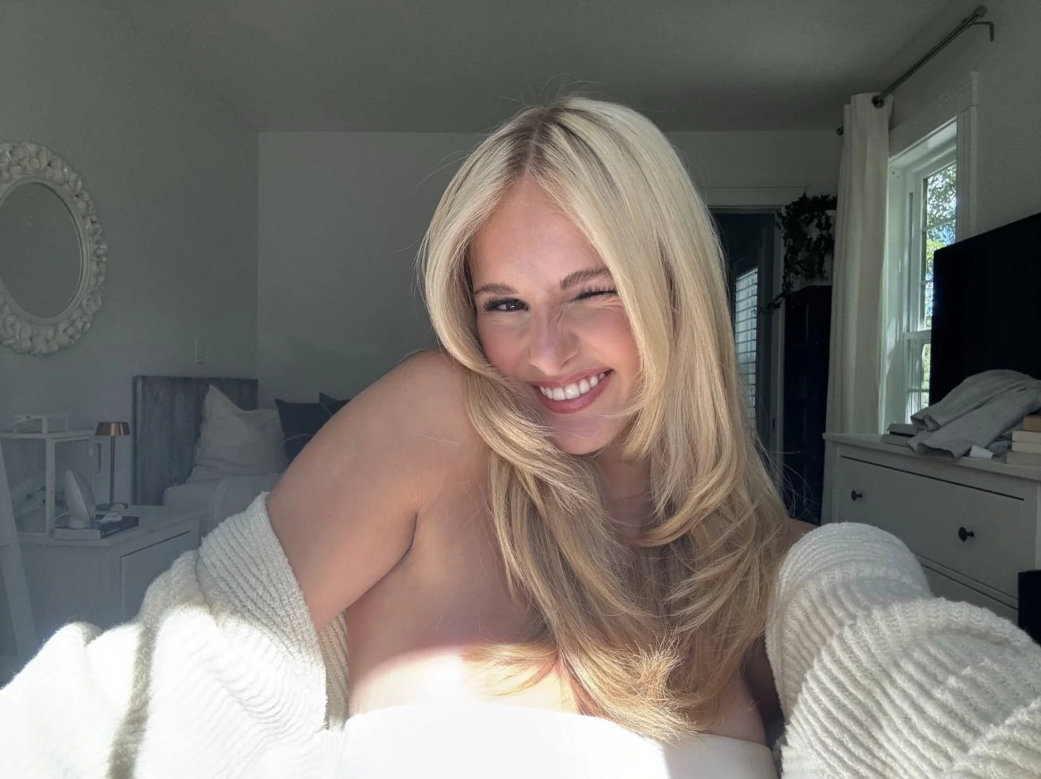 Lauren Loves When You Cum For Her Milky White Tits image 12