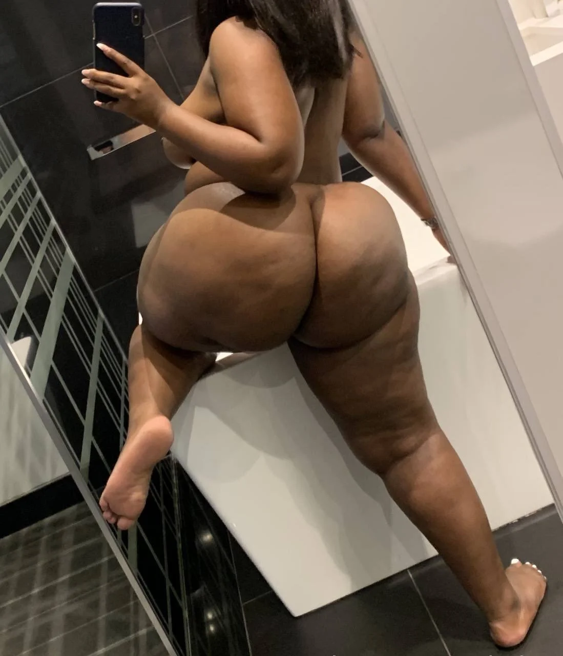 ........Got damn 🥴🥴😍😍🍑 image 15