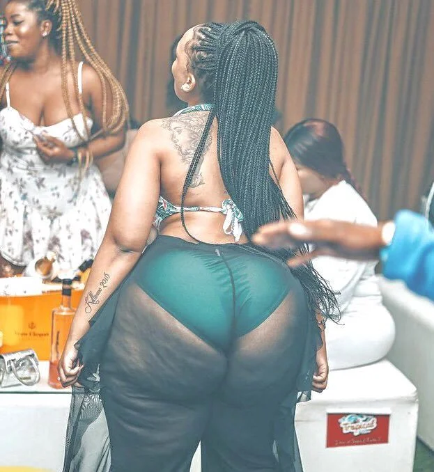 ........Got damn 🥴🥴😍😍🍑 image 18