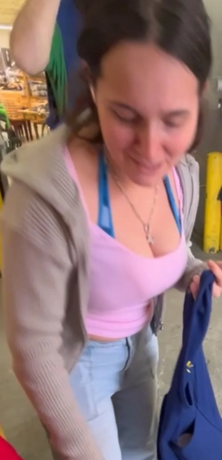 Co Worker Amber Huge Fucking Titty’s! 🤤😫💦 I Want To Smack Them Around So Bad! Enjoy Everyone!💦 image 19
