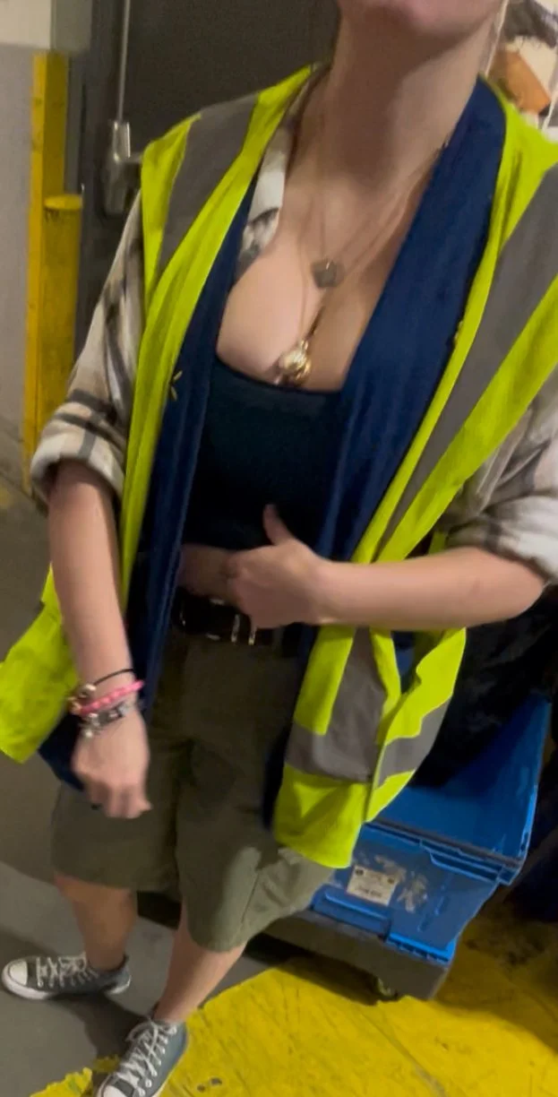 Co Worker Amber Huge Fucking Titty’s! 🤤😫💦 I Want To Smack Them Around So Bad! Enjoy Everyone!💦 image 9