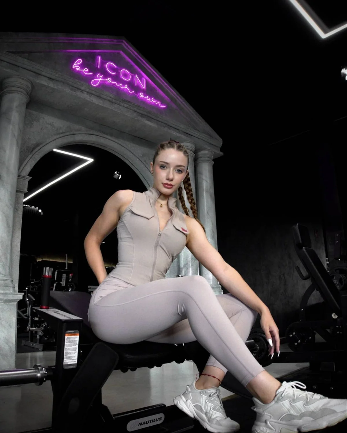 Paula Sanchiz Paulattier hotwife love bbc image 27