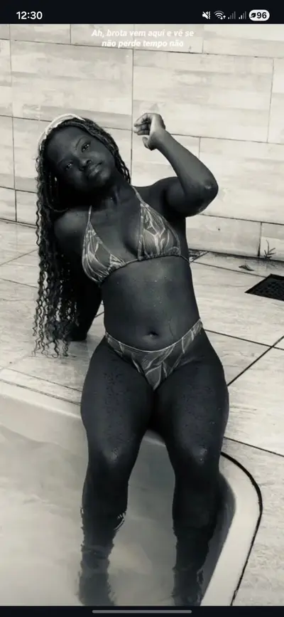 Novinha cover image