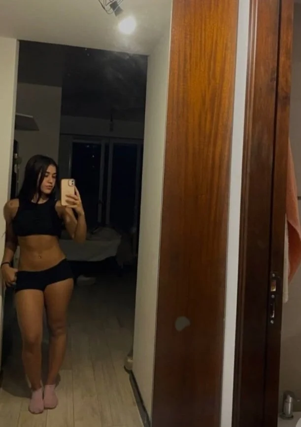 La sexy putita de Ludmila Olmos image 2