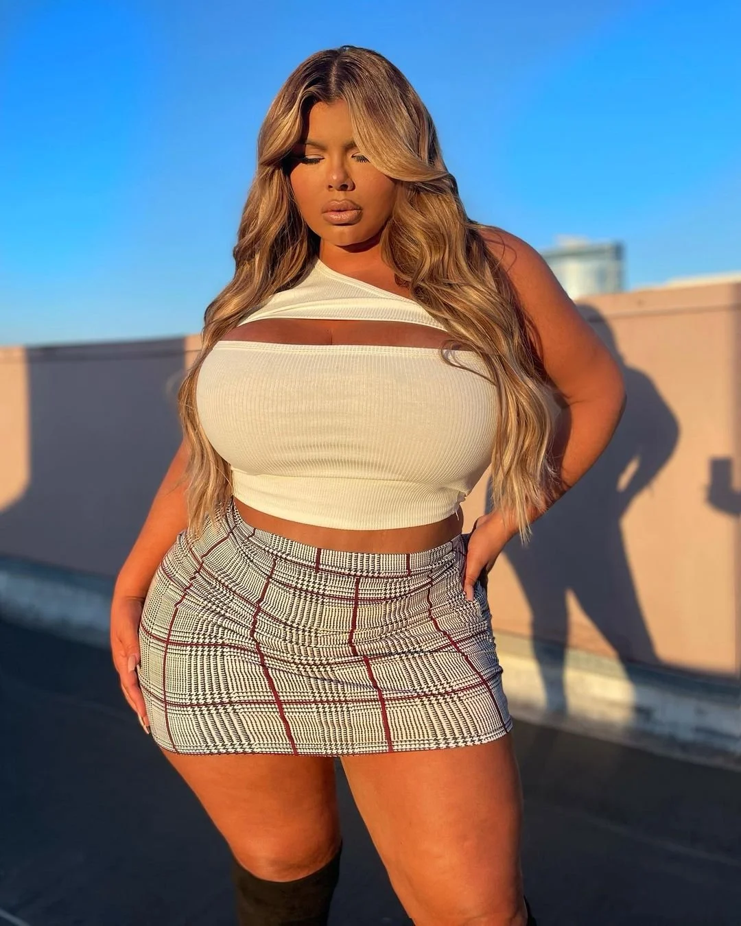 Mïchēllê Męndēz Gordinha Loira Gostosa image 17