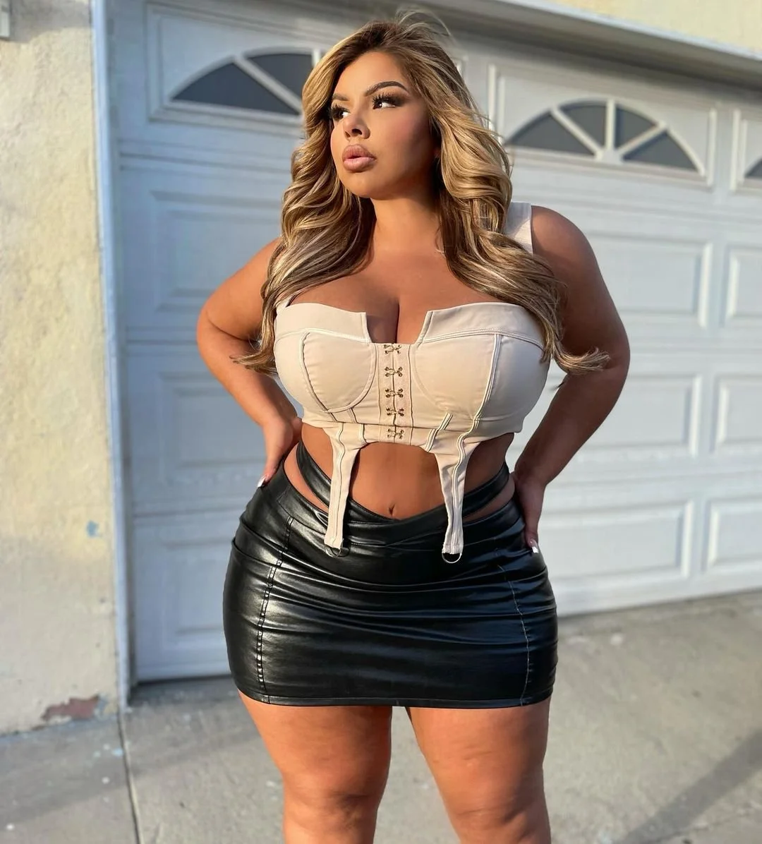 Mïchēllê Męndēz Gordinha Loira Gostosa image 22