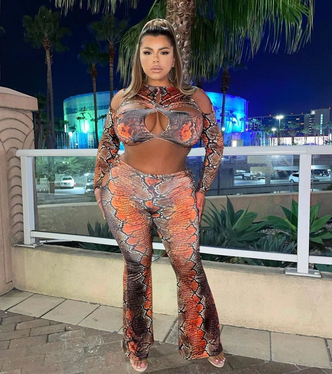Mïchēllê Męndēz Gordinha Loira Gostosa image 38