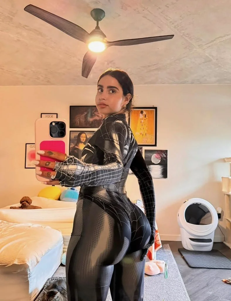 Patinha linda para muito sexo anal image 8