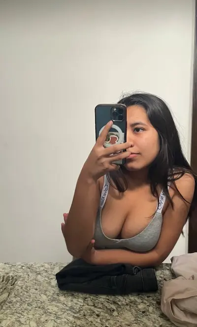 una putita llamada de Instagram, Fernanda cover image