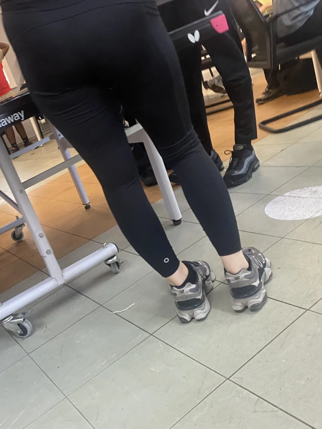 Hannah sexy brunette pawg juicy asf look at her (dm) image 4