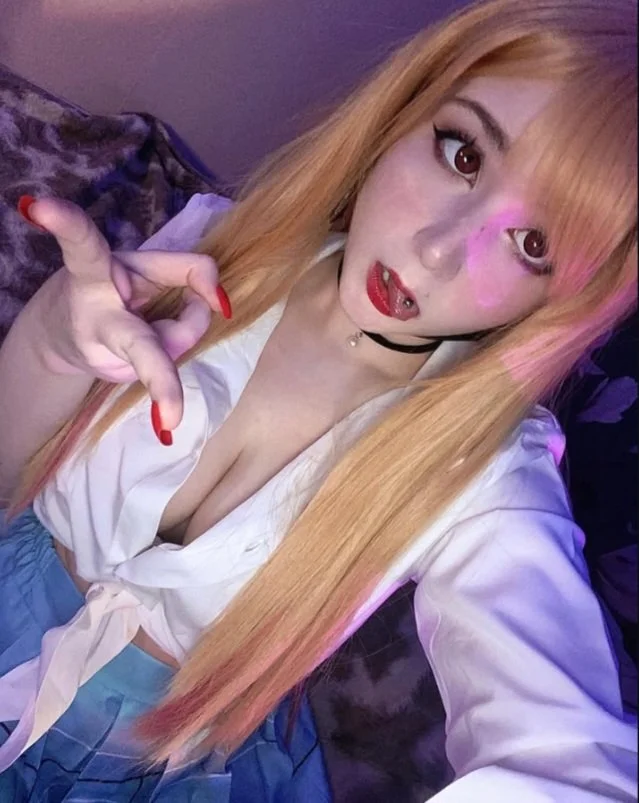 セクシーな喜多川マリンのコスプレ🥵 image 5