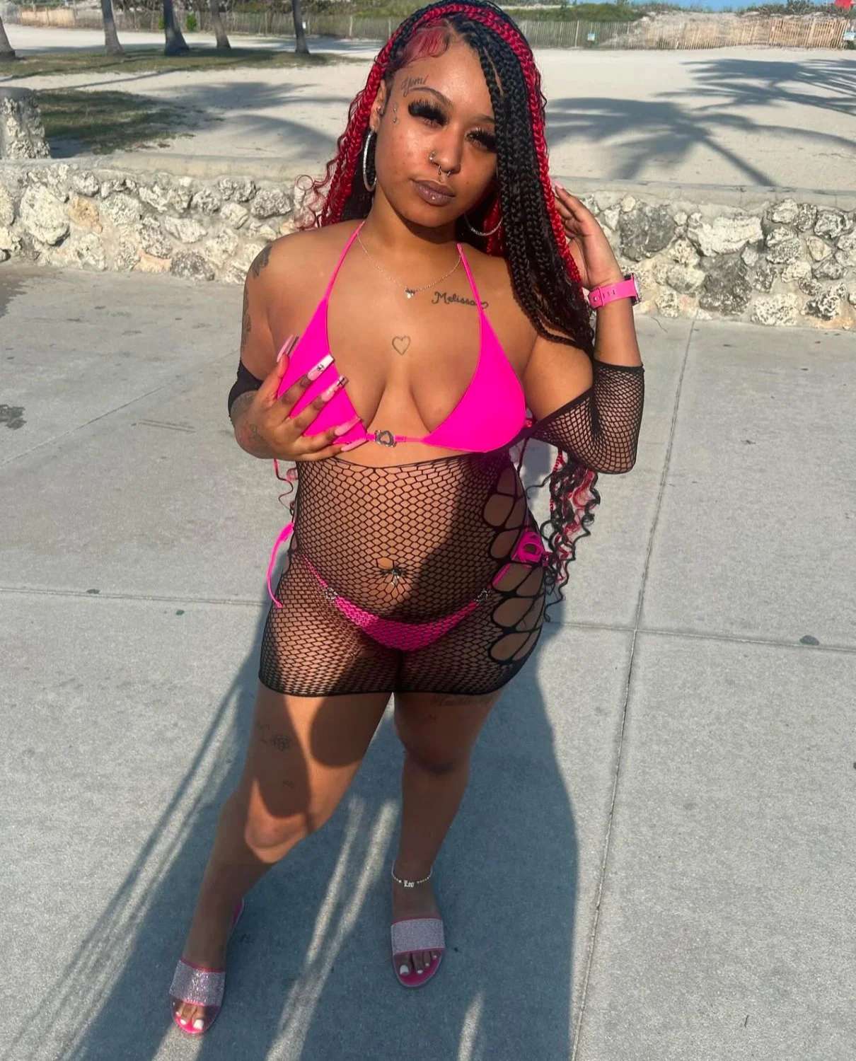 Thickie ebonyy image 2