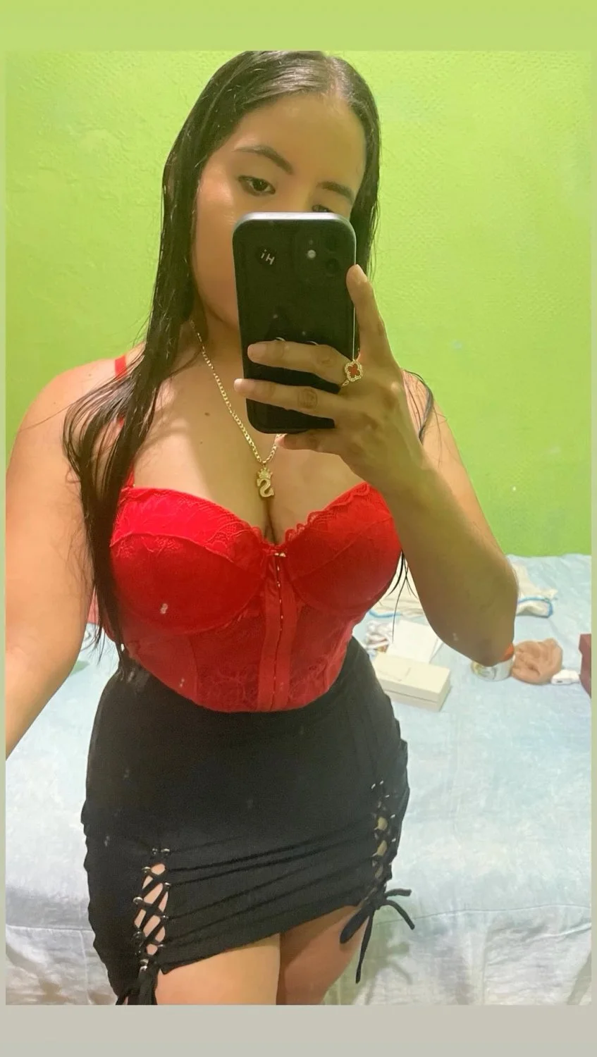 Cuántas vergas aguantara sayra en un día main image