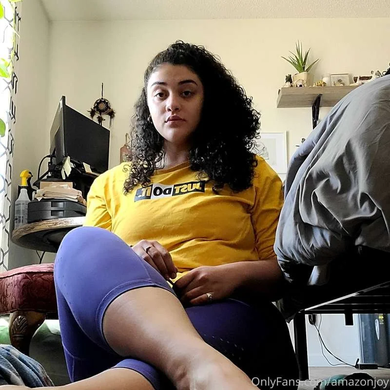 6'4 Tall Thick Gorgeous Amazon Milf.. <> Fetish Model.. image 6