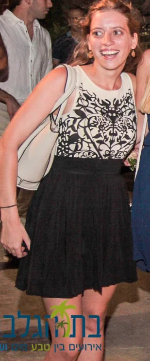 Klil's admirer's GF image 18