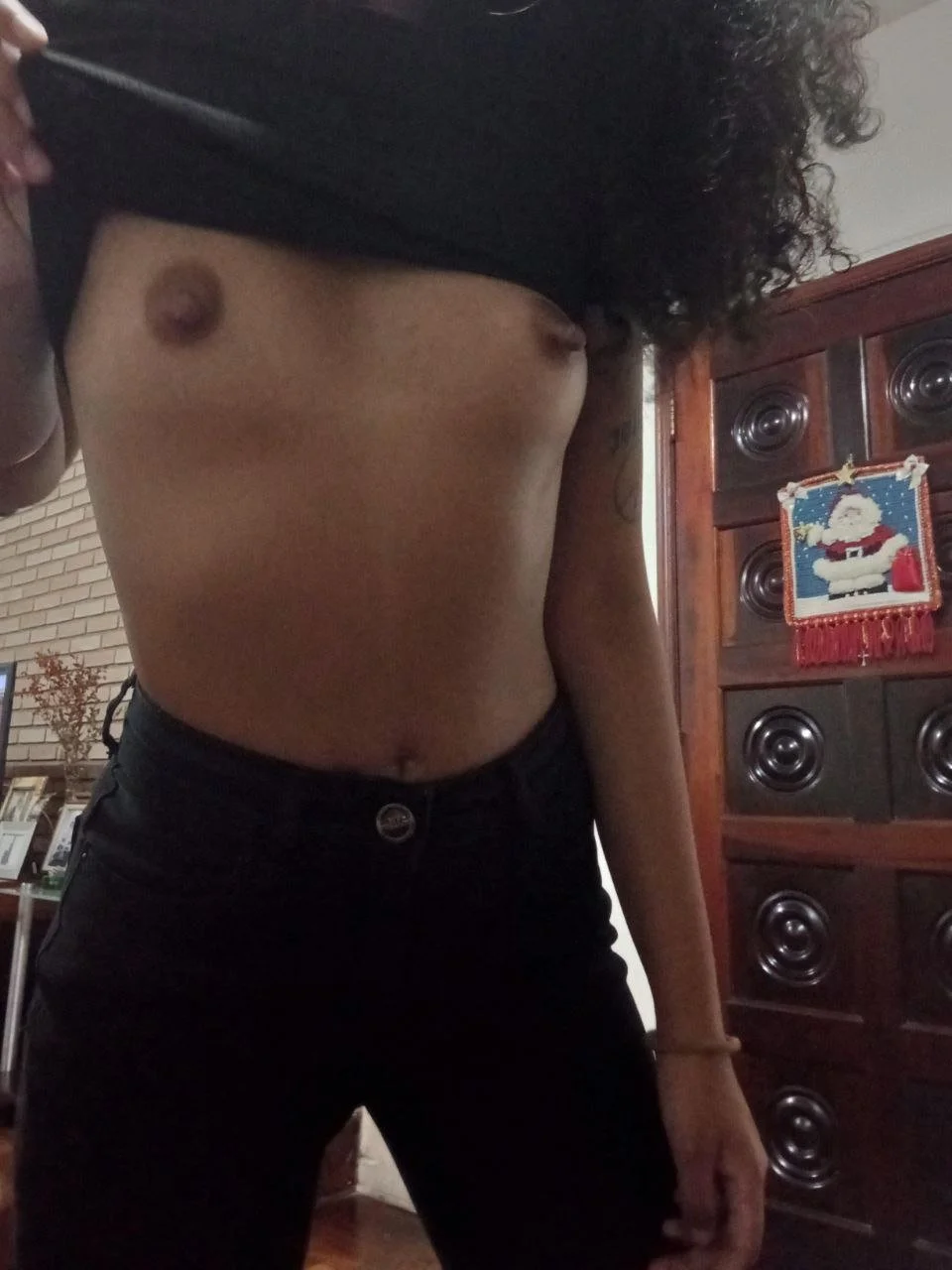Preta cacheada vazada image 7