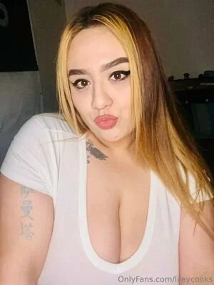 Cali Torta Lily image 20