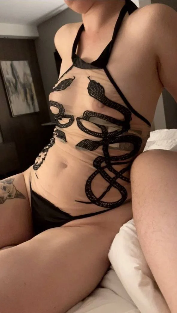 Exposing Webslut Catherine image 2