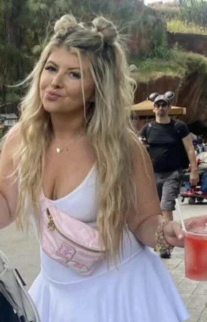 Brooke Webslut image 12