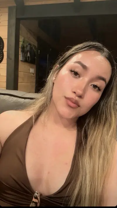 For more of this sexy Latina Kik froggy_._13 cover image