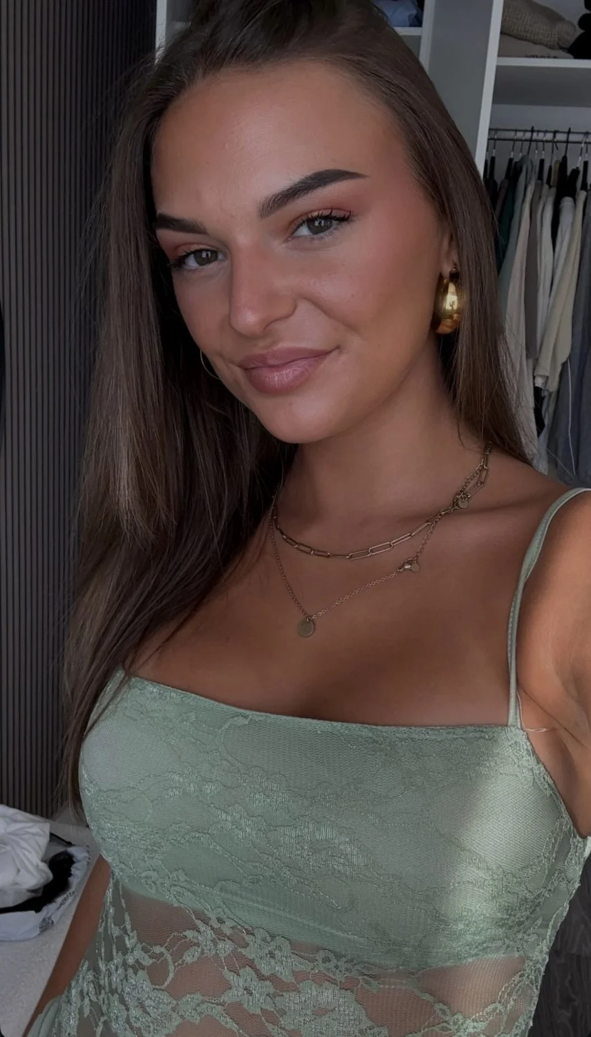 Dutch girl image 7