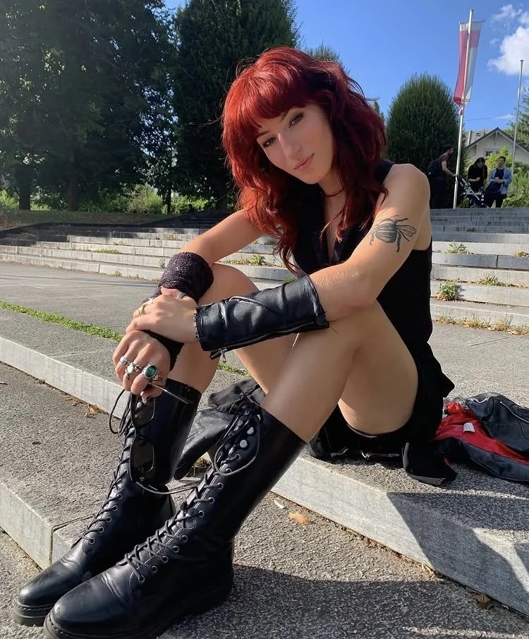 Submission 218: Users Sisters BFF Is A Slutty Emo Model image 4
