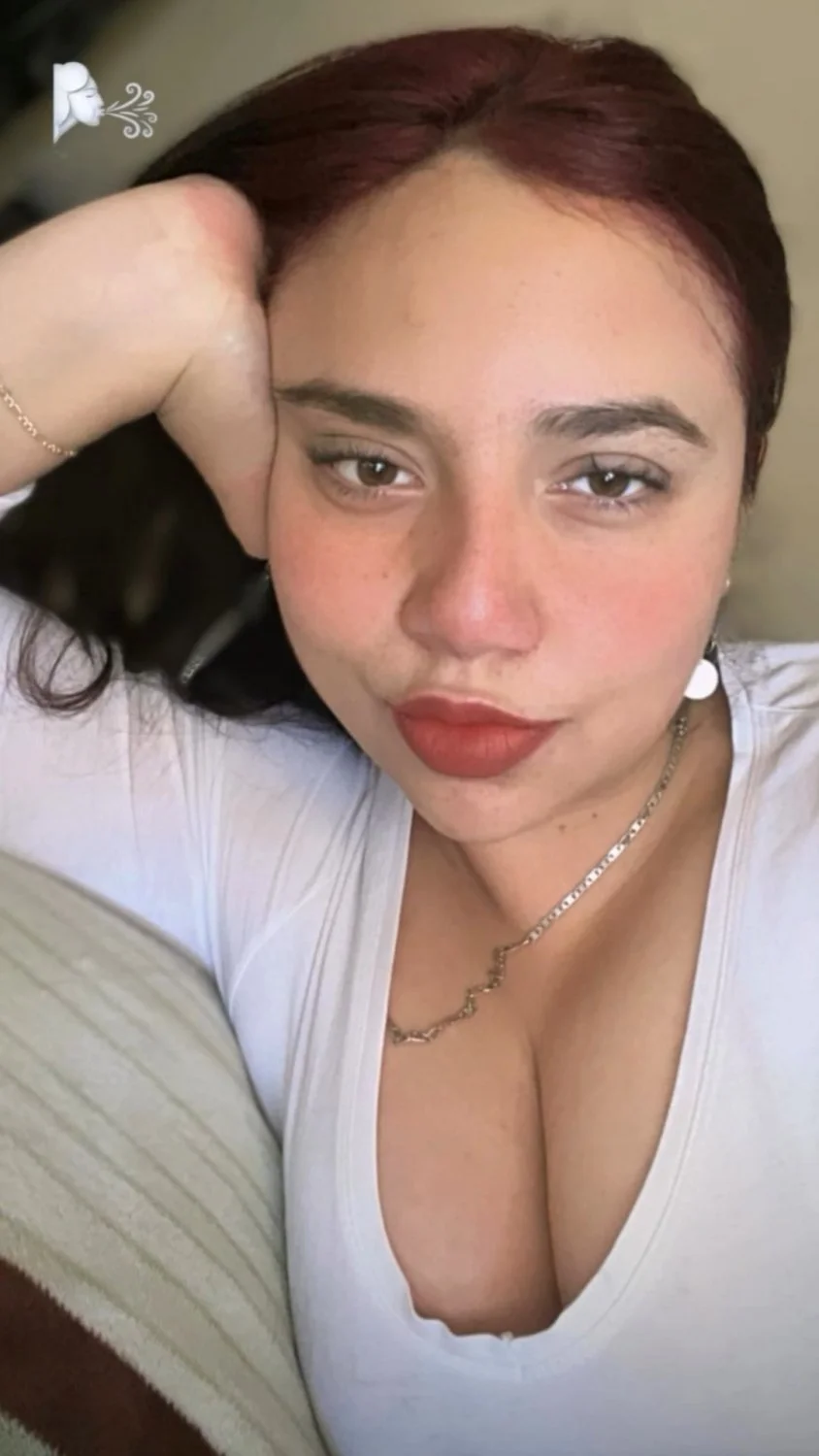 Latinas image 9
