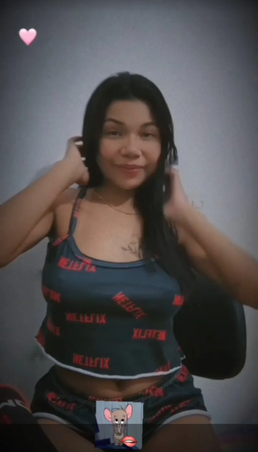 Novinha gostosa do tik tok main image